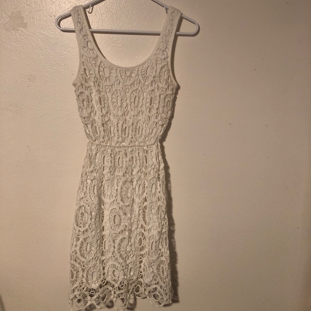 Lace Summer Dress with open back